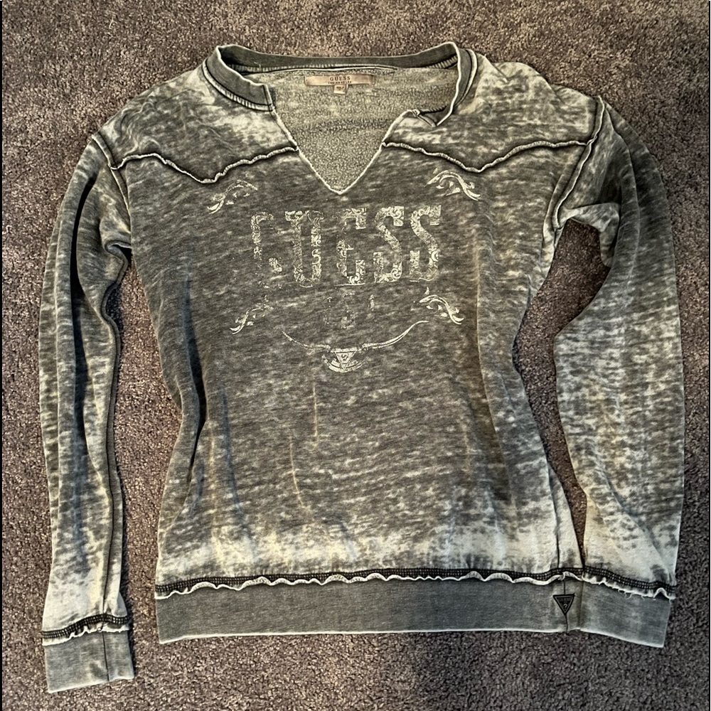 Distressed Guess Crewneck